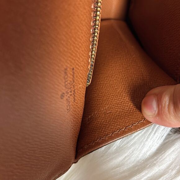 Authentic Louis Vuitton Monogram Pochette Dame PM Clutch TH8997 - Picture 11 of 12